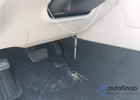 2014 Toyota Camry L z USA, uszkodzony, nr VIN 4T1BF1FK3EU859004